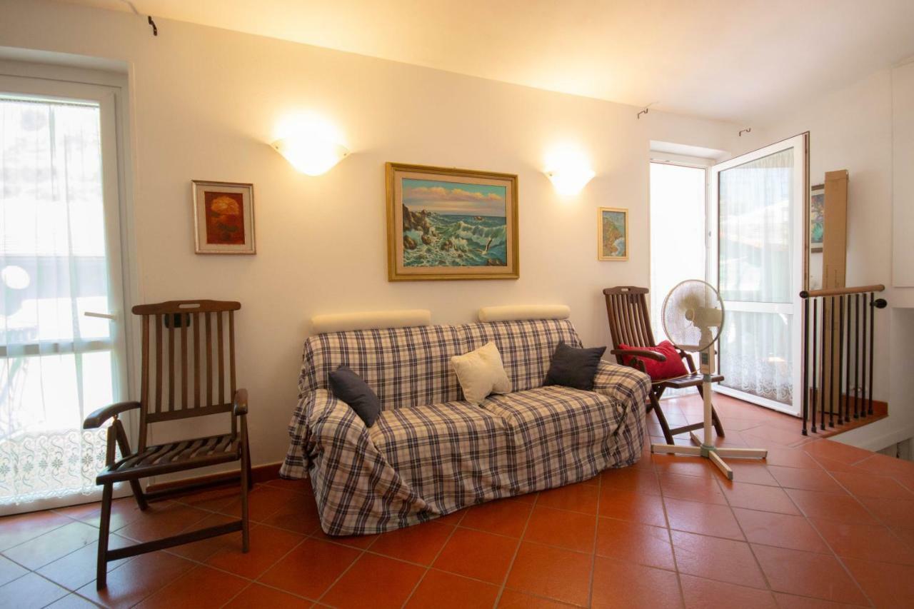 Ca' De Carlin Apartment Manarola Exterior photo